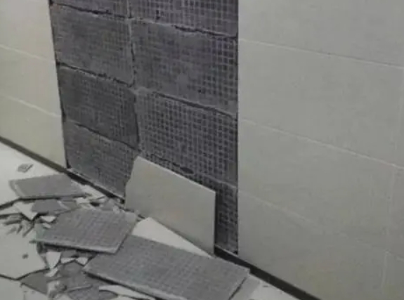 信阳市瓷砖空鼓维修公司分享下信阳市墙砖松动维修的知识